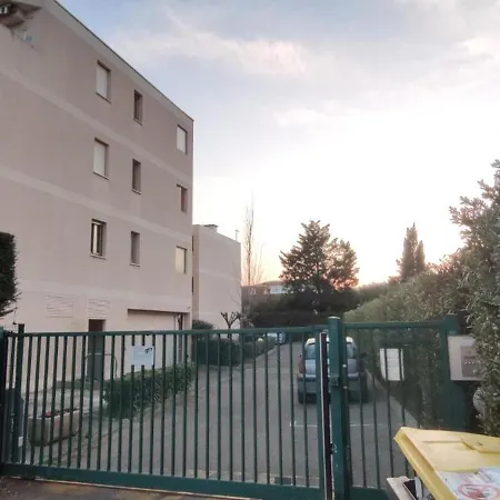 , Entre Cannes Et Antibes A Pied, Gare, Piscine, Garage Prive Lägenhet *