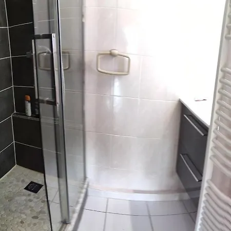 شقة , Entre Cannes Et Antibes A Pied, Gare, Piscine, Garage Prive جولْف جو