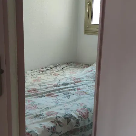 Apartment , Entre Cannes Et Antibes A Pied, Gare, Piscine, Garage Prive *