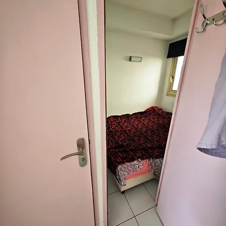 公寓 , Entre Cannes Et Antibes A Pied, Gare, Piscine, Garage Prive